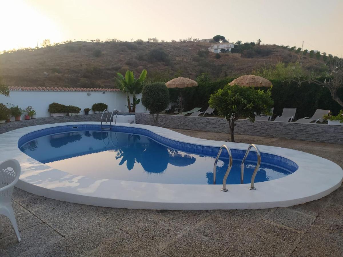 Villa Candela En Benajarafe Piscina Privada Kültér fotó